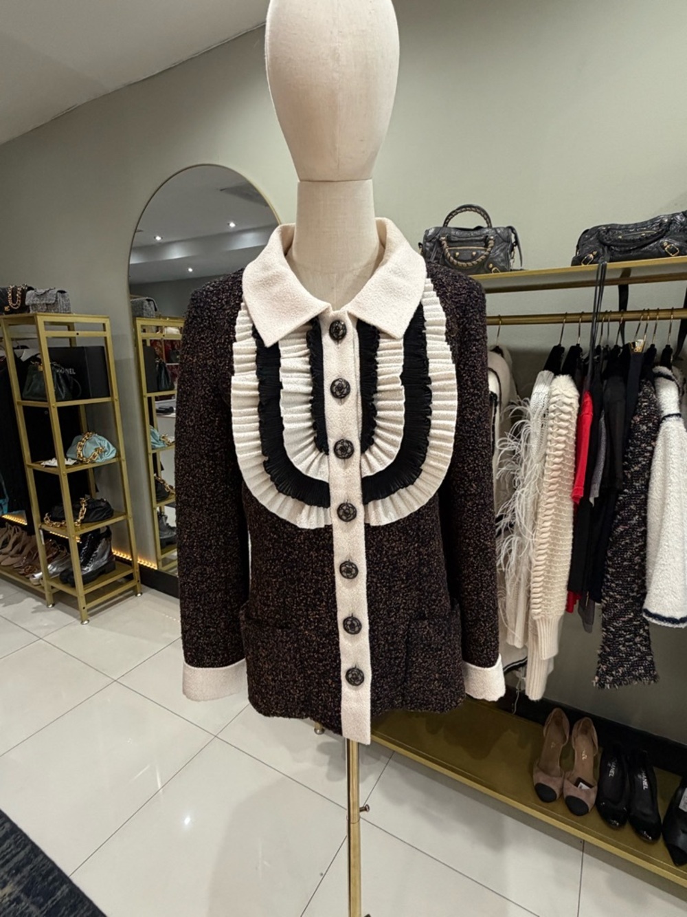 CHANEL Gabriel Ruffle-Trim Tweed Jacket - Picture 6 of 13